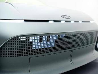 Il nuovo volto di Hyundai: anteprima della Concept THREE