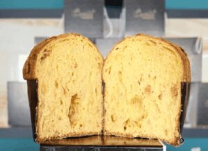 Natale: tra rosmarino, pomodoro e Vermouth è gara di ingredienti-novità per il Panettone 2025