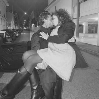 Raffaella Fico, il dolore dopo la perdita del bambino: “Vola alto cuore mio”