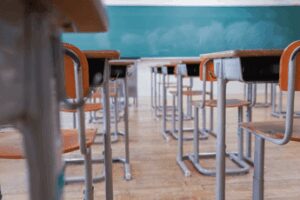 Scuola, l’accusa della Ue: “Italia viola diritti alunni disabili”