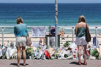 Strage Bondi Beach, Stato Islamico elogia l’attacco terroristico: “Fonte di orgoglio”