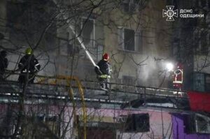 Ucraina, Odessa sotto attacco. Zelensky: “Russia vuole isolarla”