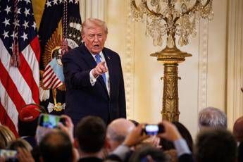 Venezuela, Trump avverte Maduro: “Non escludo conflitto militare”