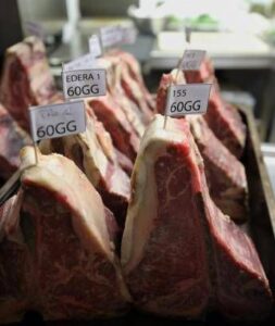 Bistecca frollata a 180 euro al chilo? Blind test smentisce superiorità