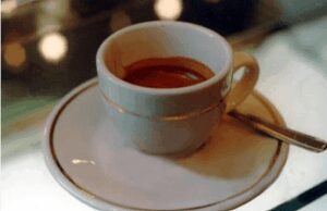 Il caffè fa bene al cuore? Lo studio e l’ipotesi sull’effetto protettivo