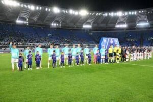 Lazio-Genoa in campo nel deserto, lo stadio Olimpico è vuoto