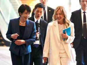 Meloni in Giappone, incontro con Takaichi: “Crediamo molto in questa alleanza, in questa amicizia”