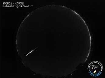 Meteore nei cieli italiani: smentito il caso pugliese di Bari , confermato un bolide nel Lazio