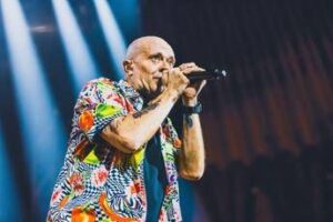 Sanremo, Max Pezzali protagonista tutte le sere sulla nave del festival