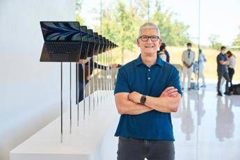Tim Cook torna a parlare di attualità in una nota ai dipendenti Apple
