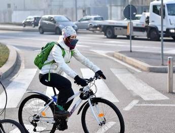 Inquinamento dell’aria, smog in calo nelle città italiane