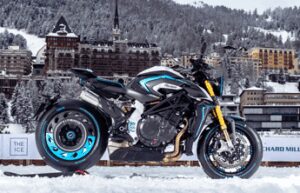 MV AGUSTA presenta Rush Titanio