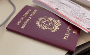 Poste italiane, quasi 151 mila richieste di rilascio e rinnovo del passaporto in uffici postali