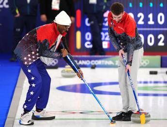 Snoop Dogg e il curling, scoppia l’amore a Milano Cortina