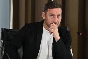 Totti alla Roma, le condizioni per il rientro in società (senza gli errori già commessi in passato)