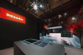 Design week, la cucina diventa ricettiva e connessa﻿, Miele presenta ‘Designed to move with you’﻿