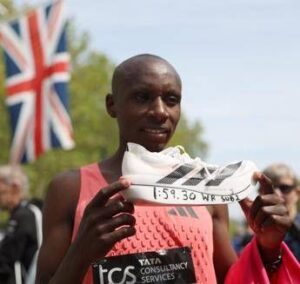 “Due fette di pane, miele e tè”: Sawe e la (normale) colazione prima del record del mondo in maratona