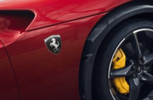 Ferrari presenta la Purosangue Handling Speciale