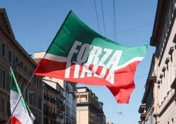Forza Italia, spunta documento azzurri in Campania: “Partito deteriorato, commissariamento o comitato reggenza”