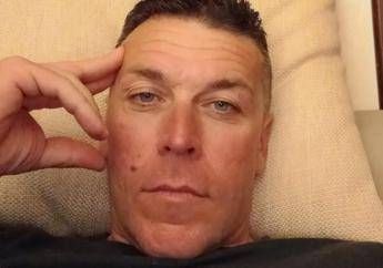 Massa, “Giacomo Bongiorni colpito anche mentre era a terra”: la ricostruzione del pestaggio