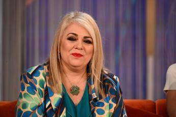 Rossella Erra, la difficoltà di rimanere incinta: “Mi sono sentita sbagliata per tanto tempo”