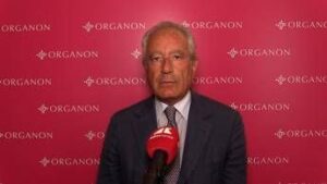 Cardiologo Perrone Filardi: “Nelle donne il 40% della mortalità è cardiovascolare”