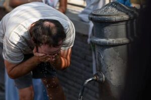 Escalation di afa sull’Italia, oggi 16 città in massima allerta caldo