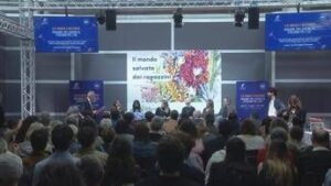 Ferrovie dello Stato presenta ‘Viaggiare con leggerezza’, antologia di autori