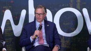 Formazione, console Benning: “Studenti costruiscono i legami del futuro tra Italia e Usa”