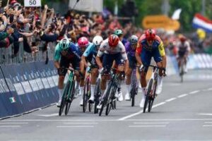 Giro d’Italia, oggi ultima tappa a Roma – Diretta