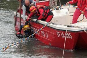 In tre si gettano in acqua a Venezia, ventenne muore annegato