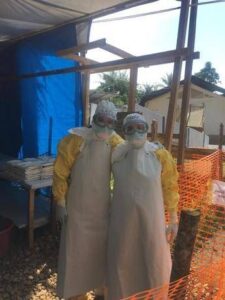 L’epidemia di Ebola “preoccupa più di quelle precedenti. Ci sono le premesse perché duri”, la testimonianza della dottoressa italiana di Msf