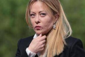 Meloni: “Quanto successo a Modena è gravissimo, responsabile risponda fino in fondo sue azioni”