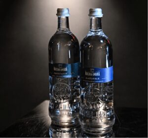 Nuova bottiglia in vetro top label e Premio culturale, parte il rilancio di ‘Acqua Nocera Umbra’