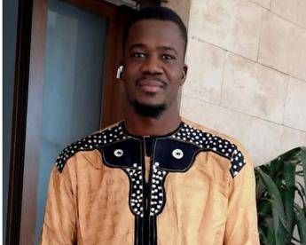 Omicidio bracciante a Taranto, 15enne confessa: “Coltellate per difendere gli amici”