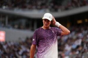 Roland Garros, caos e fair play tra Fonseca e Ruud: cos’è successo