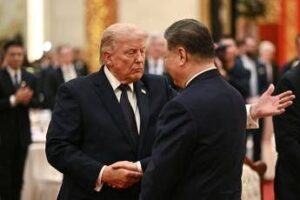 Trump: “La Cina non fornirà armi all’Iran”. Teheran apre Hormuz alle navi di Pechino