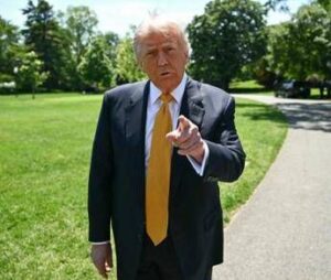 Trump: “Pronto a finire il lavoro contro l’Iran”. Il piano per una ‘nuova guerra’