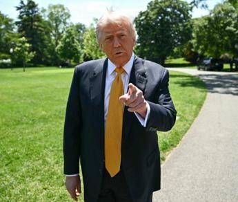 Trump: “Pronto a finire il lavoro contro l’Iran”. Il piano per una ‘nuova guerra’