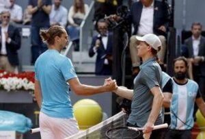 Zverev e la ‘supplica’ a Sinner: “Prenditi una pausa al Roland Garros”