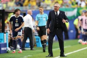 Brasile-Scozia, gol annullato a Vinicius e proteste di Ancelotti