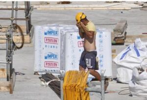 Caldo il killer silenzioso che minaccia la vita dei lavoratori: i dati e cosa fare