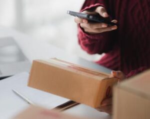 Dazio di 3 euro su mini pacchi da Cina e Paesi extra Ue, cosa cambia dall’1 luglio