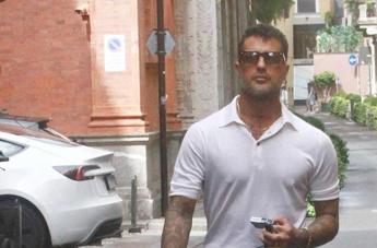 Fabrizio Corona: “Se scendessi in politica mi ispirerei a Beppe Grillo”