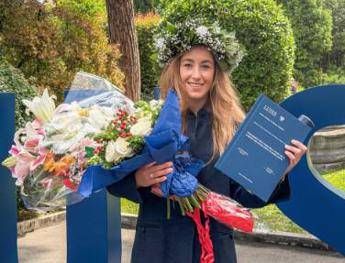 “Finalmente dottoressa, sono soddisfazioni”: Sofia Goggia si è laureata