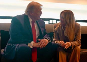G7, Trump: “Meloni mi ha implorato di fare foto con lei, mi ha fatto pena”