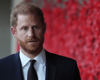 Harry torna a casa con la famiglia, incontrerà William? L’ipotesi e il desiderio