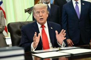 Iran-Usa, raggiunto accordo di pace. Trump: “Hormuz riapre senza pedaggio”