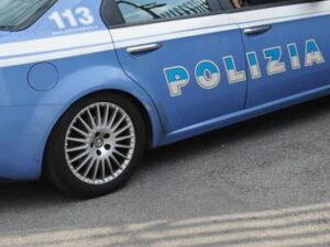 Lite di coppia dopo il viaggio in Nigeria, chiama la polizia perché il marito rifiuta un rapporto intimo