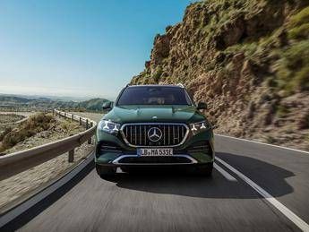 Mercedes-AMG GLE 53 e GLE 53 HYBRID: più potenza e tecnologia